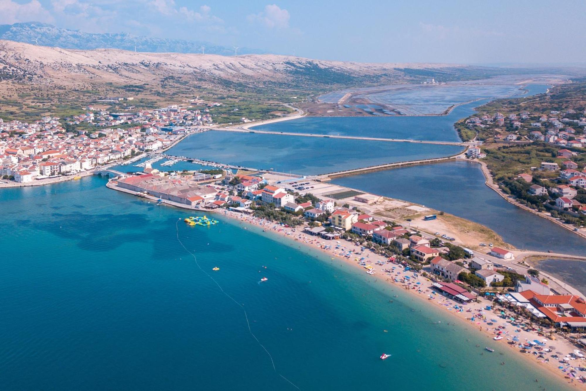 Apartments By The Sea Pag - 11778 Pag Town Εξωτερικό φωτογραφία